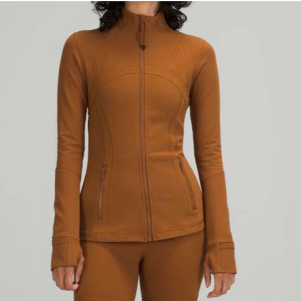 🍁 Define Lululemon Jacket ; Worn twice; size 8